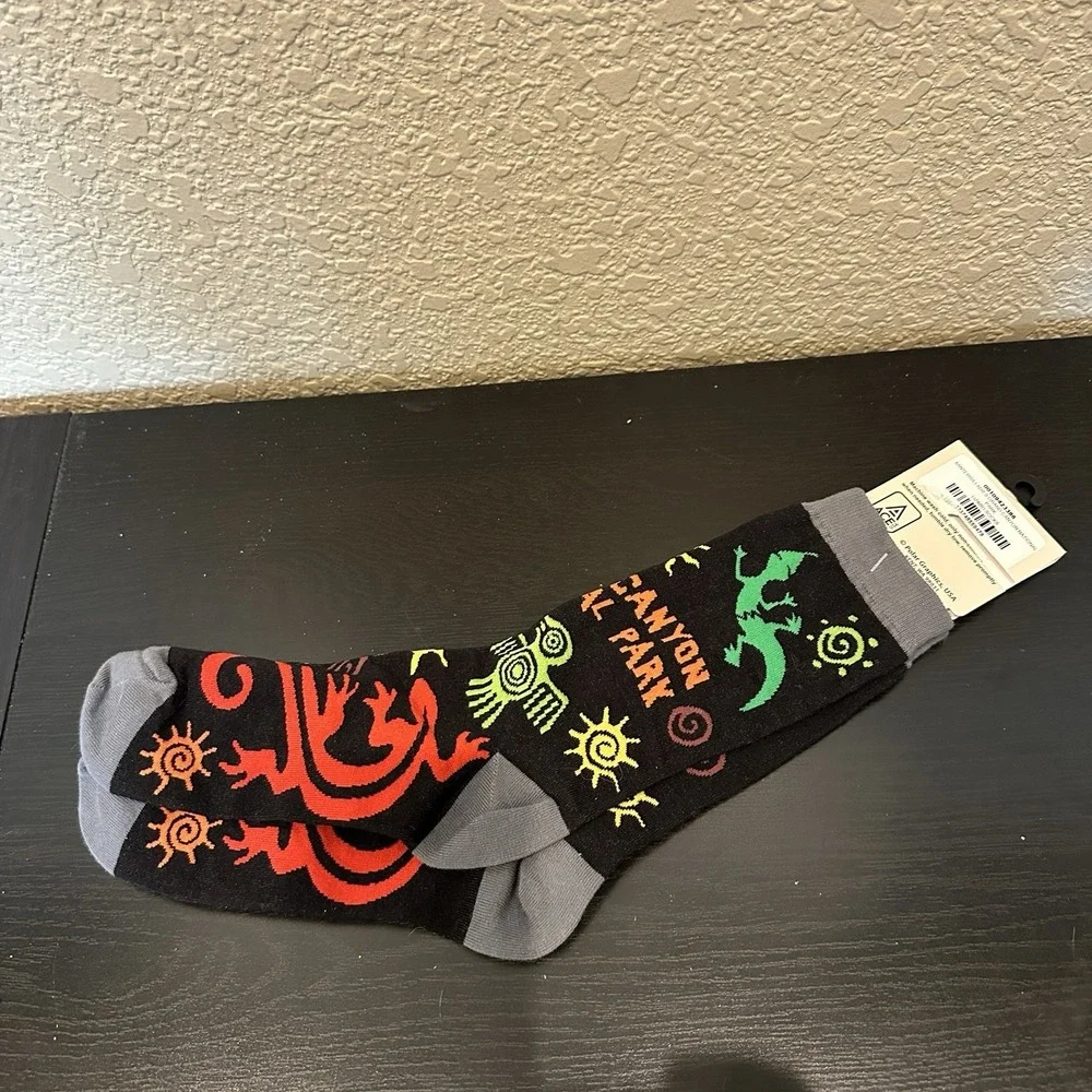 Grand Canyon National Park NWT Unisex Socks‎ Xanterra Lizard
